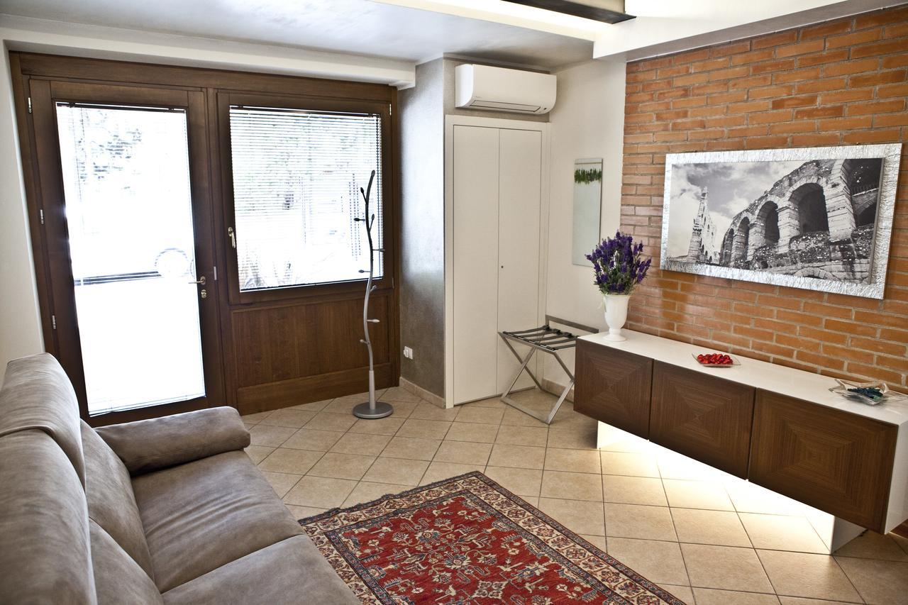 Castello San Felice Bed & Breakfast Verona Exterior foto